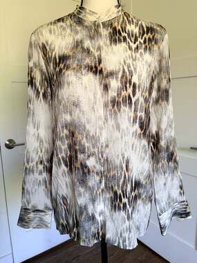 Maje Silk Leopard Print Band Collar Button Down Blouse Ladies Small NWOT